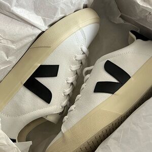 Veja Campo Sneakers in White and Black